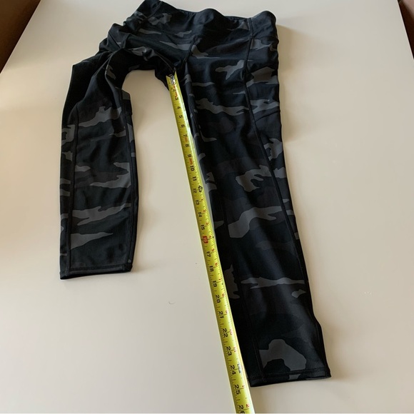 Athleta camo contender 7/8 tight size small - Picture 11 of 11